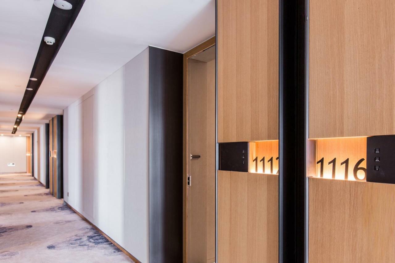 Howard Johnson By Wyndham Life Zhuoyuan Ningbo Esterno foto