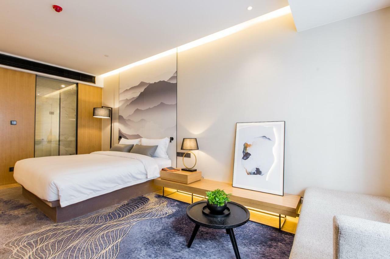 Howard Johnson By Wyndham Life Zhuoyuan Ningbo Esterno foto