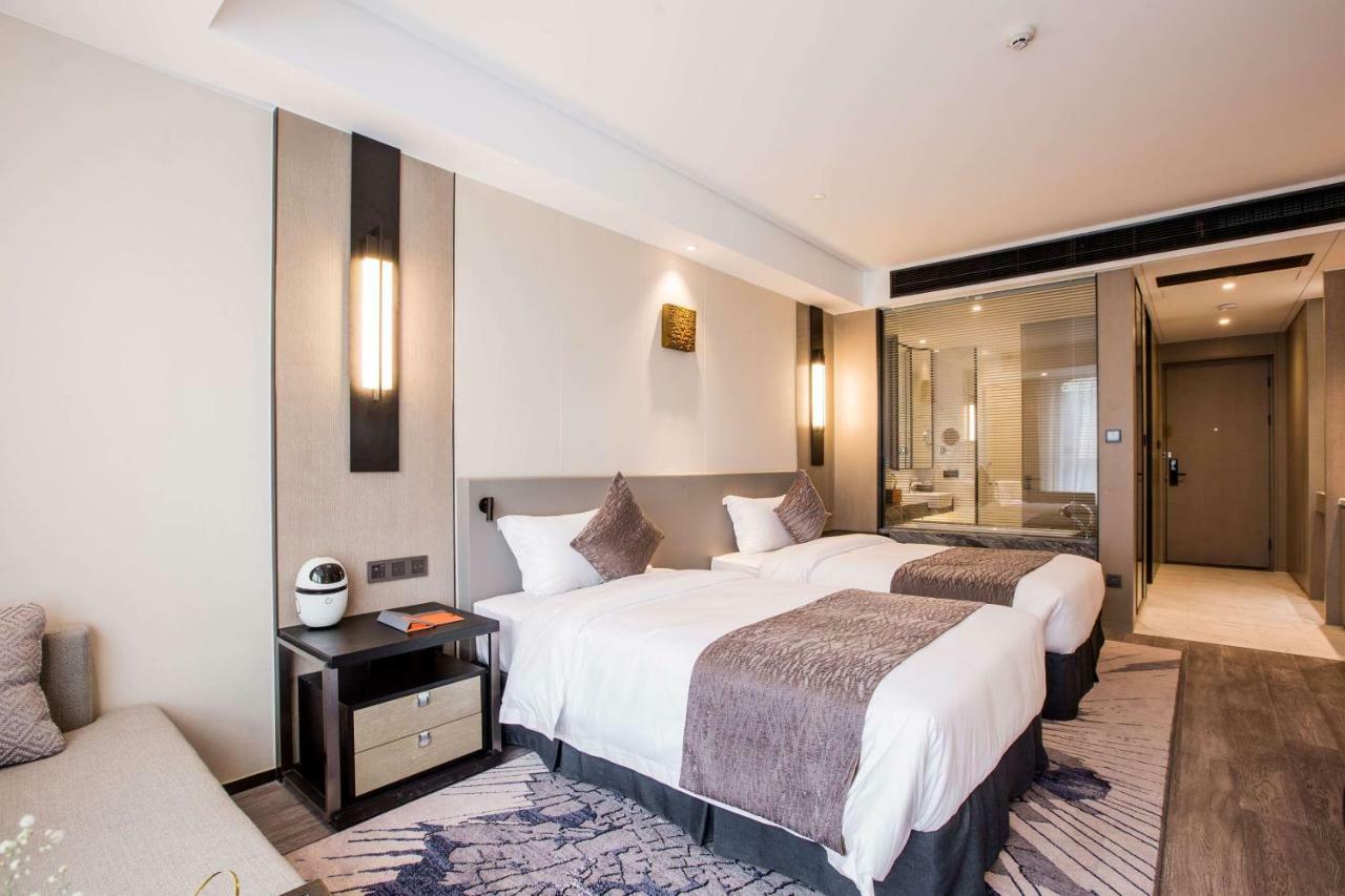 Howard Johnson By Wyndham Life Zhuoyuan Ningbo Esterno foto